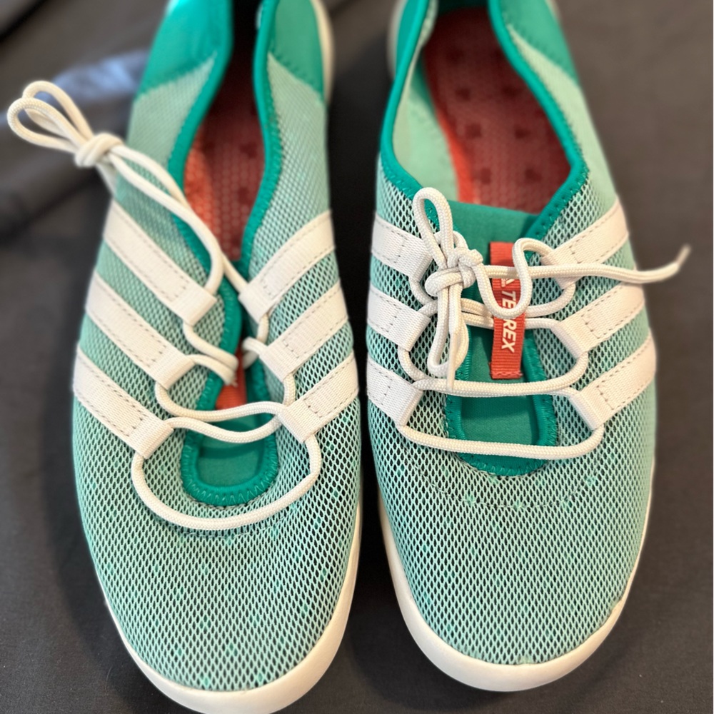 Adidas Climacool tennis shoes